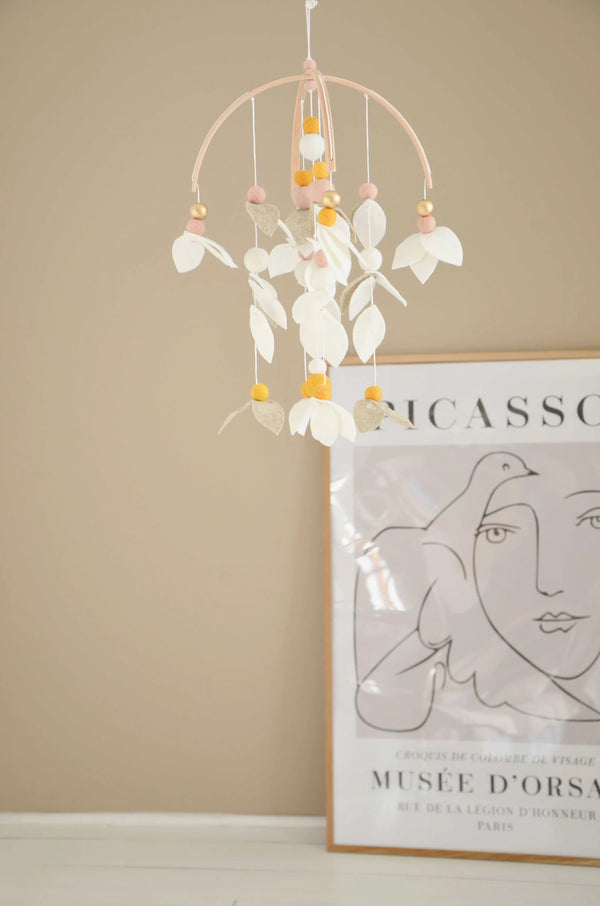 Mobile décoratif Calm avec feuilles - Vanille Coton
