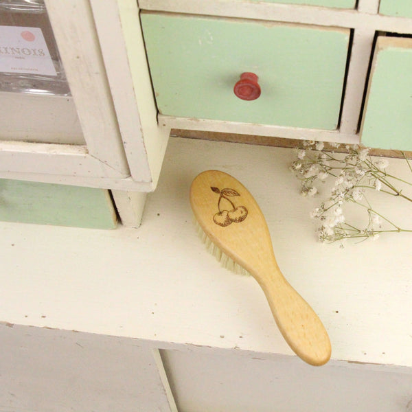 Brosse à cheveux bébé Cerise - Vanille Coton